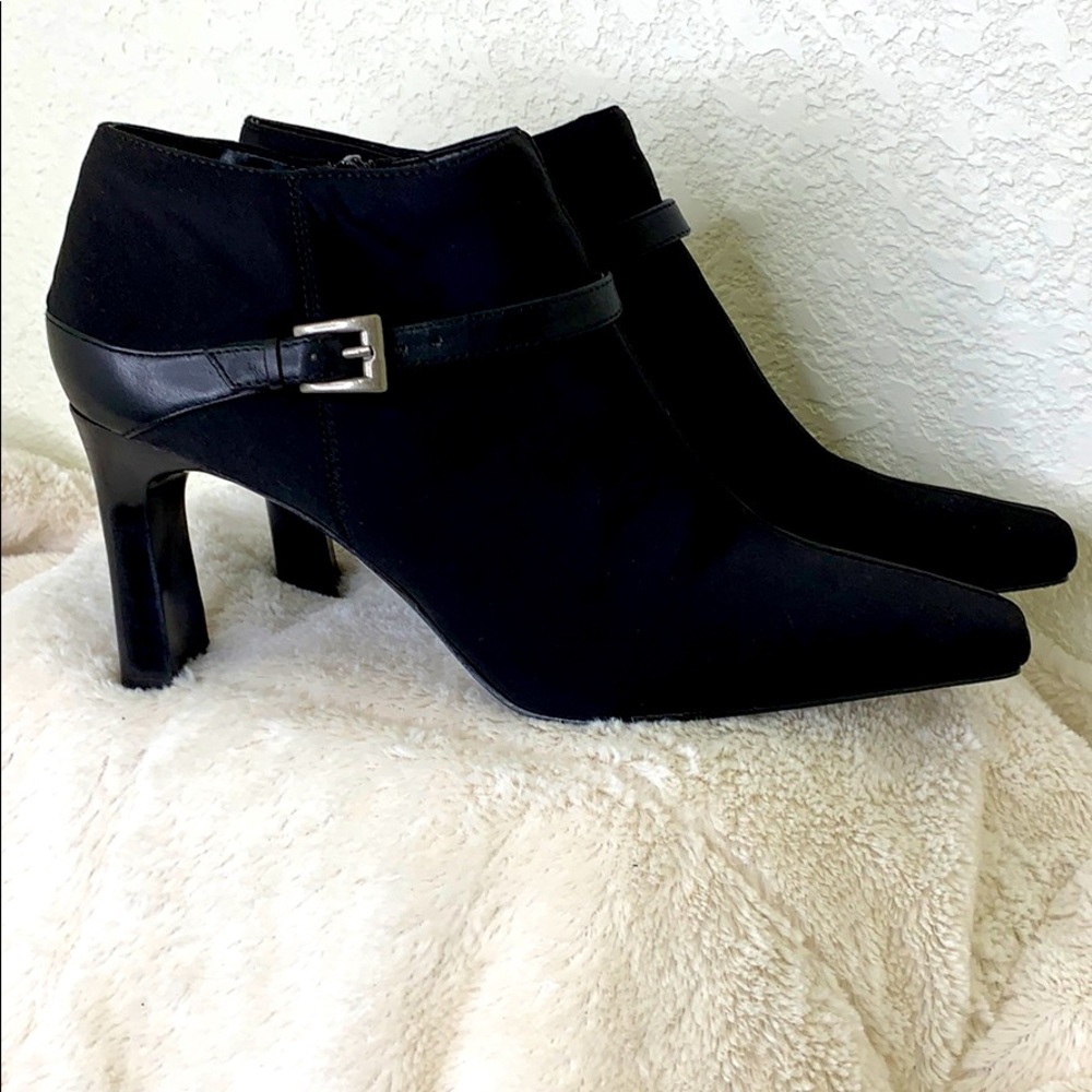 Bandolino Black Bootie SZ9.5